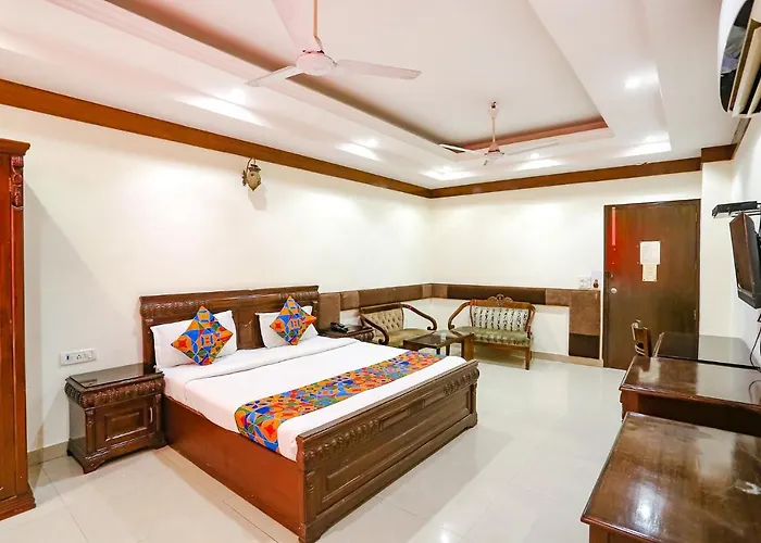 Fabhotel Clark Height Patel Nagar